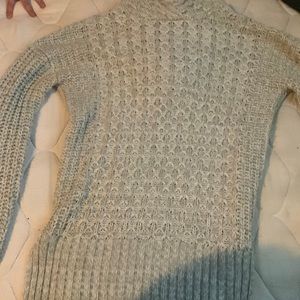 grey Aeropostale sweater barely worn